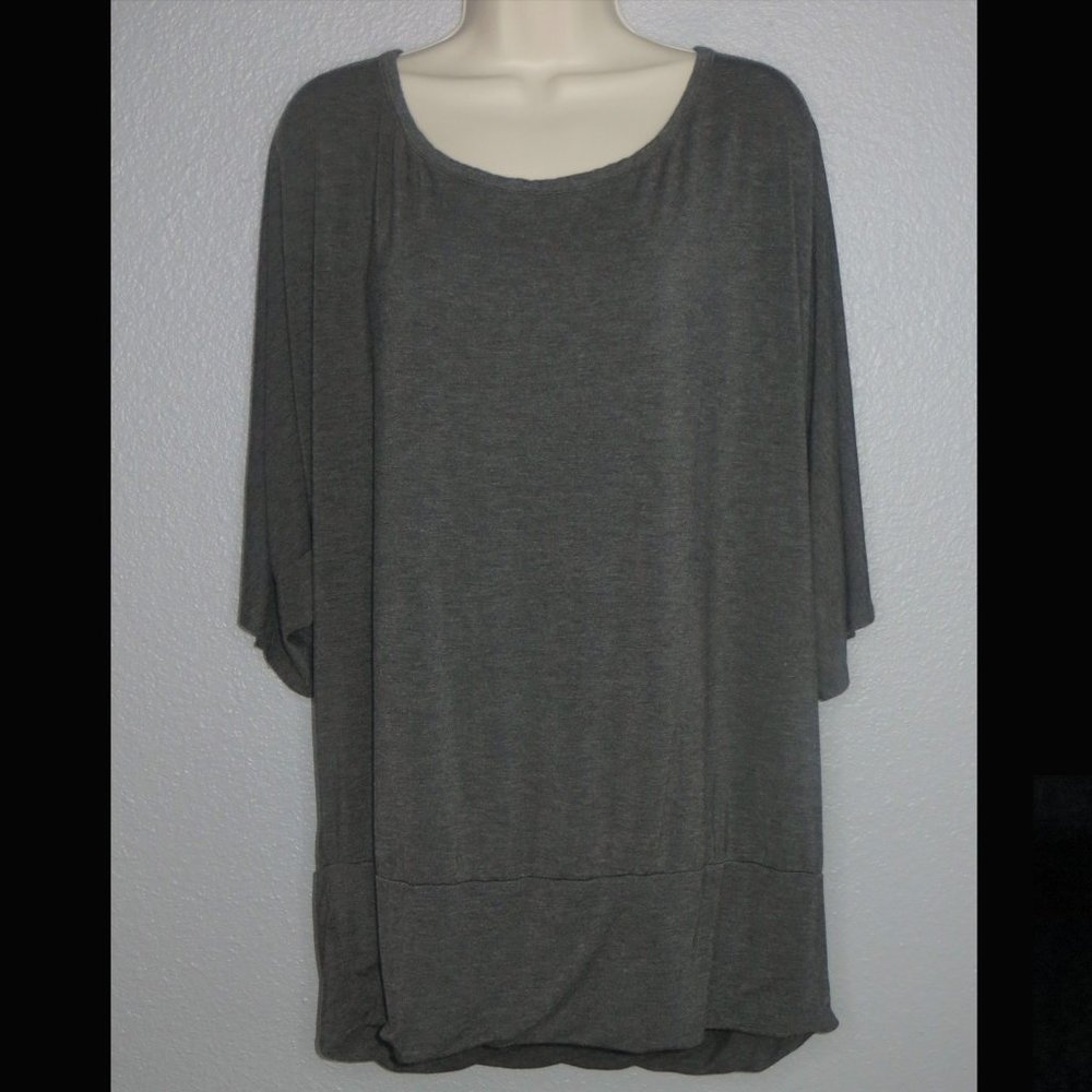 Emma's Closet Grey 3/4 Sleeve Dolman Banded Hem